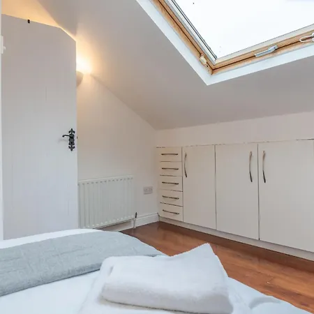 Charming 2bdr By The Liffey And 3arena Dublin